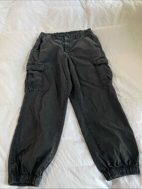 American Eagle Outfitters Black Cargo Joggers 12 Short